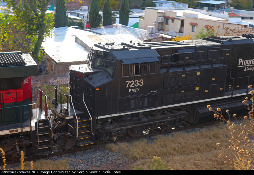 EMDX 7233